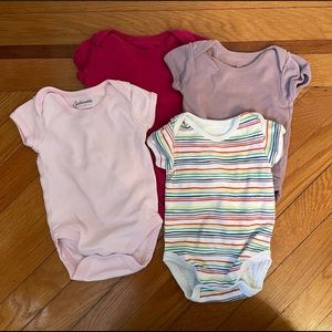 Pact 0-3M body suits